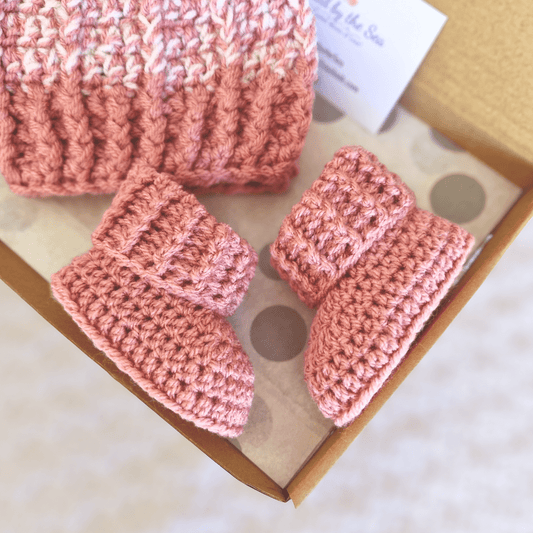 Ombre Baby Bobble Hat & Booties Set – Newborn to 6 Months - Twisted by the Sea
