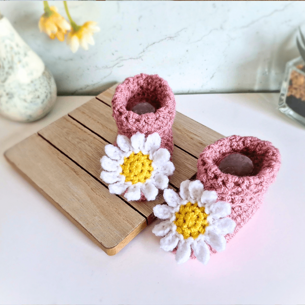 Handmade Daisy Baby Hat and Booties Set - Twisted by the Sea