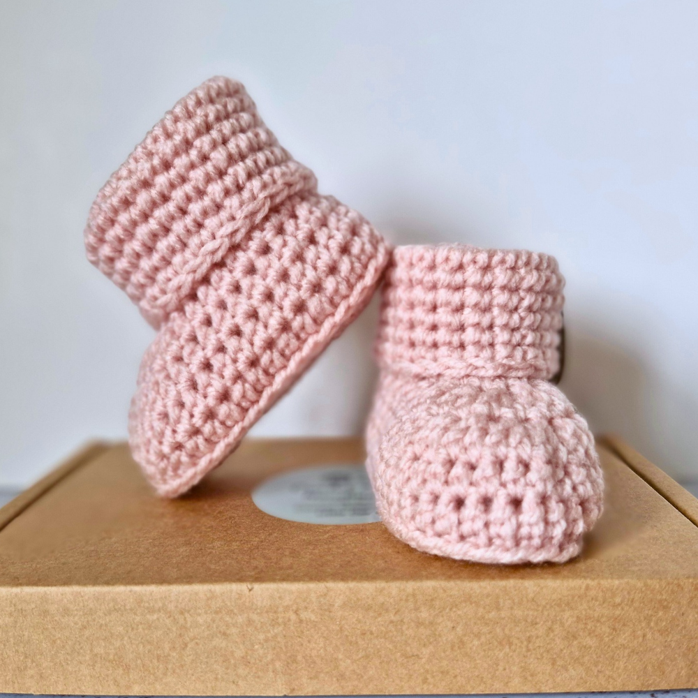 Handmade Hello World Crochet Baby Booties – Handmade 0-6 Months Gift – Baby Booties crafted in soft acrylic yarn and available in multiple colours by Twisted by the Sea.