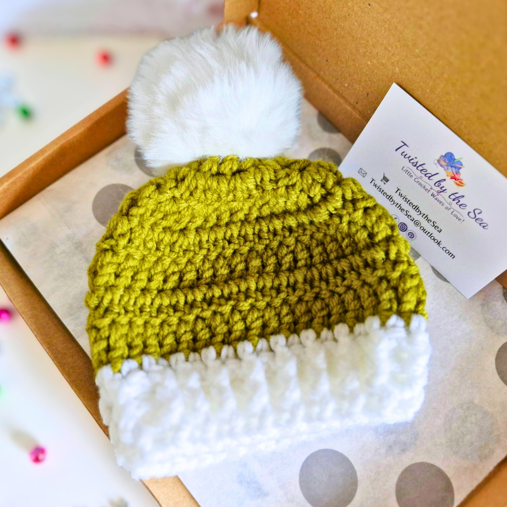 Handmade Handmade Christmas Baby Hat & Bootie Set – Mistletoe Green and White – Hat and Bootie Set crafted in soft acrylic yarn and available in multiple colours by Twisted by the Sea.