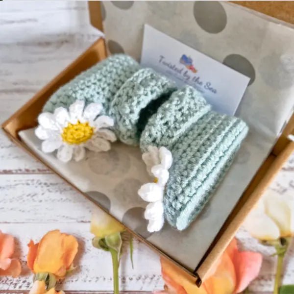 Handmade Daisy Crochet Baby Booties - Twisted by the Sea