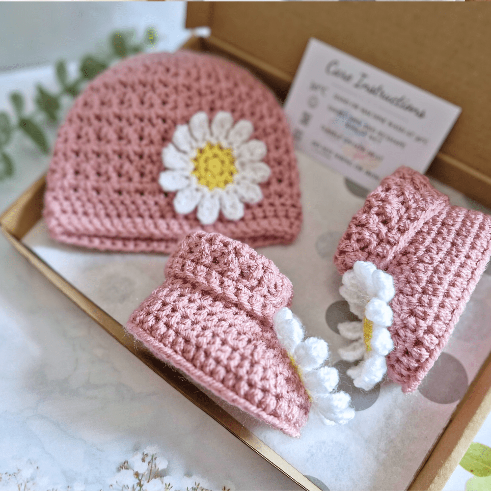 Handmade Daisy Baby Hat and Booties Set - Twisted by the Sea