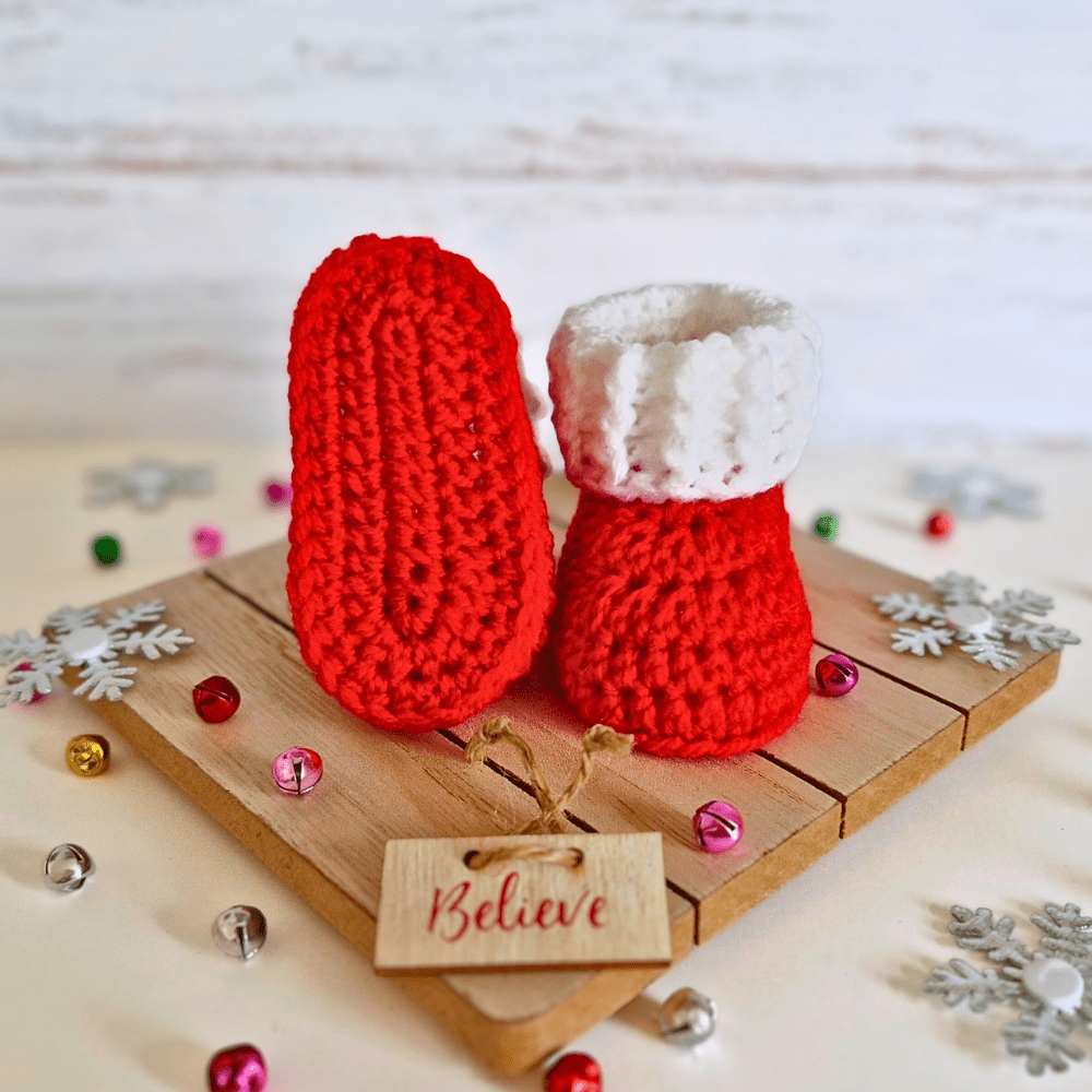 Handmade Christmas Baby Hat & Bootie Set – Red and White (Newborn to 6 Months) - Twisted by the Sea