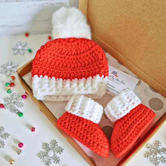 Handmade Christmas Baby Hat & Bootie Set – Red and White (Newborn to 6 Months) - Twisted by the Sea