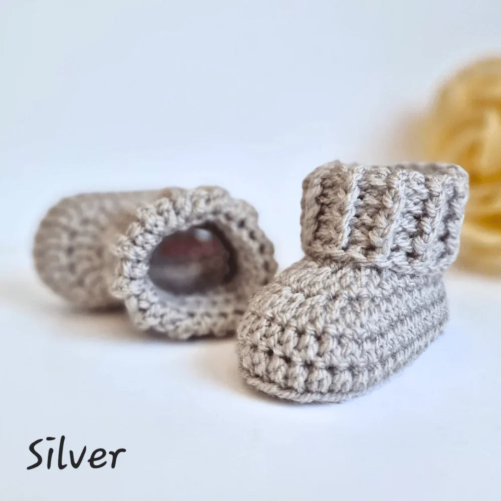 Ombre Baby Bobble Hat & Booties Set – Newborn to 6 Months - Twisted by the Sea