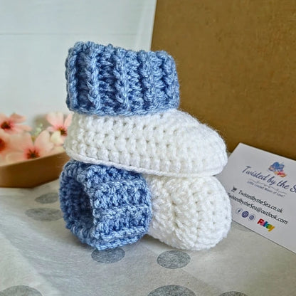 Newborn Baby Gift Set – Blue & White Crochet Hat and Booties - Twisted by the Sea