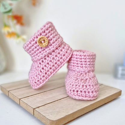 Crochet Baby Booties – ‘It’s a Girl’ Newborn Baby Shower Gift