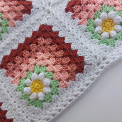 Handcrafted Daisy Granny Square Baby Blanket – "Spring Meadow" - Twisted by the Sea