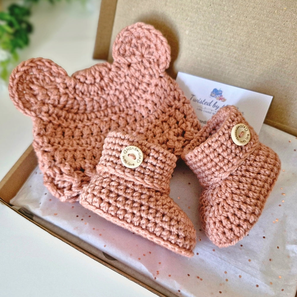 Handmade Crochet Teddy Hat and Bootie Set – 0-6 Months
