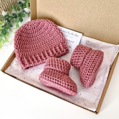 Cinder rose Pink crochet baby hat and booties set in a box 