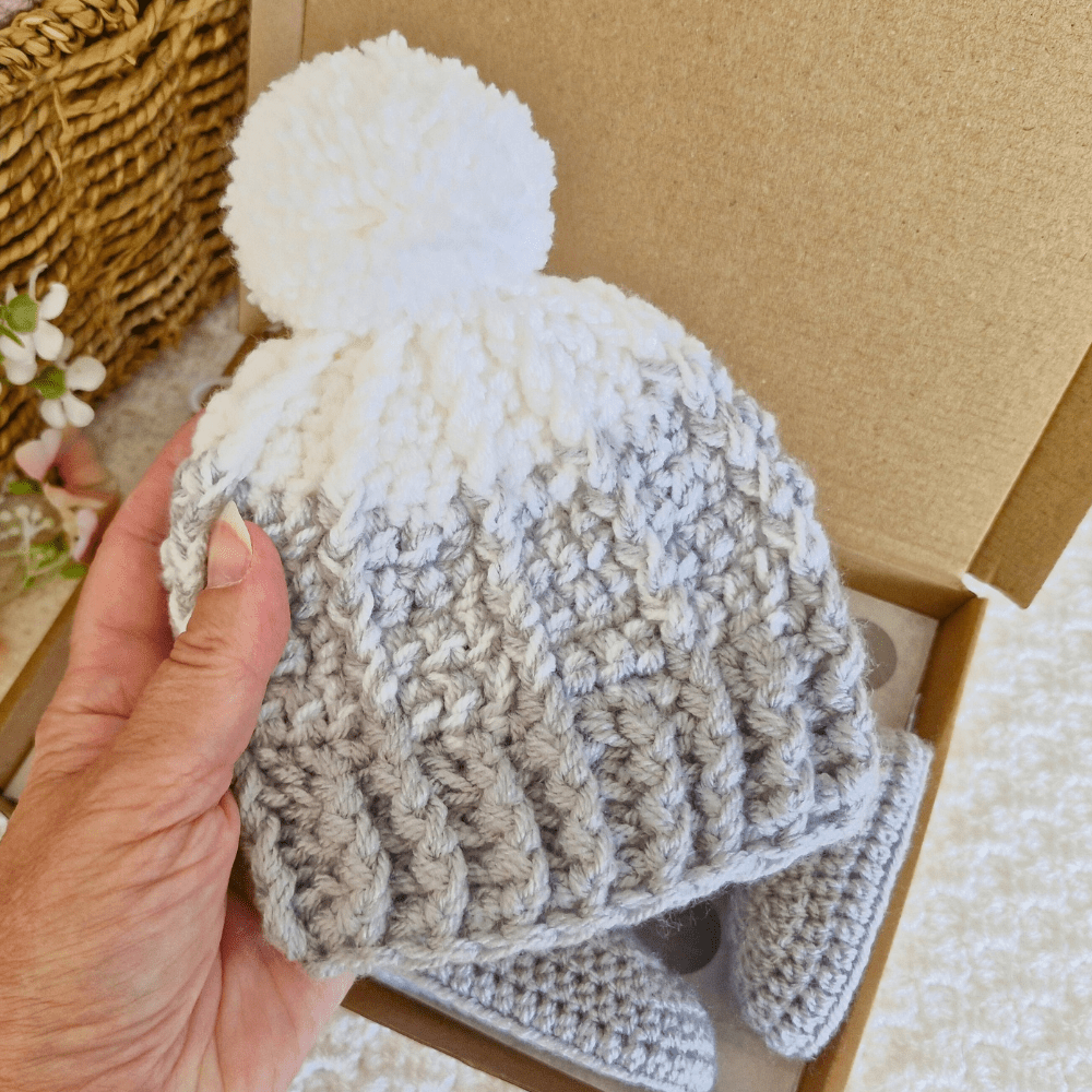 Ombre Baby Bobble Hat & Booties Set – Newborn to 6 Months - Twisted by the Sea
