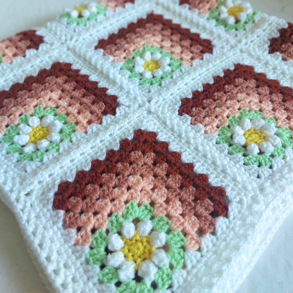 Handcrafted Daisy Granny Square Baby Blanket – "Spring Meadow" - Twisted by the Sea