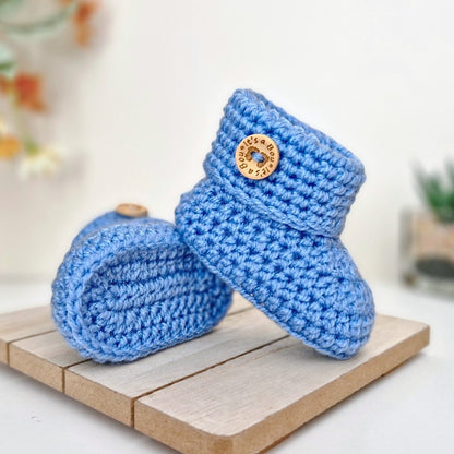 Soft Crochet Baby Booties – ‘It’s a Boy’ Newborn Shoes & Baby Shower Gift