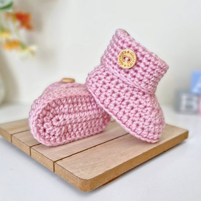 Crochet Baby Booties – ‘It’s a Girl’ Newborn Baby Shower Gift
