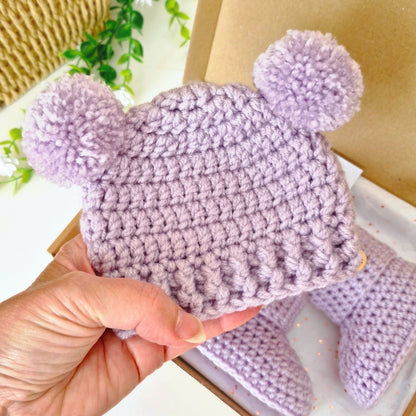 Newborn Crochet Hat and Booties Set in Heather