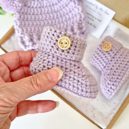 Newborn Crochet Hat and Booties Set in Heather