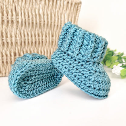 Crochet Newborn Hat and Booties Gift Set – Coastal Tide
