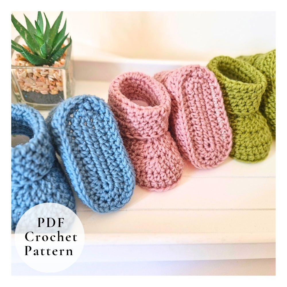 Classic Folded Cuff Baby Booties Crochet Pattern - Beginner PDF
