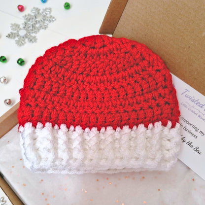 Handmade Christmas Baby Hat & Bootie Set – Newborn to 6 Months