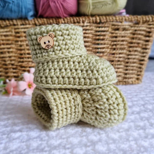 Crochet Baby Booties With Teddy Button, Sizes Newborn, 0-3 and 3-6 Months - Twisted by the Sea