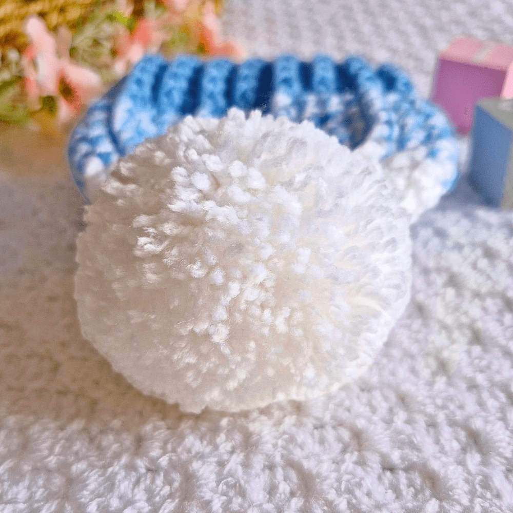 Ombre Baby Bobble Hat & Booties Set – Newborn to 6 Months - Twisted by the Sea