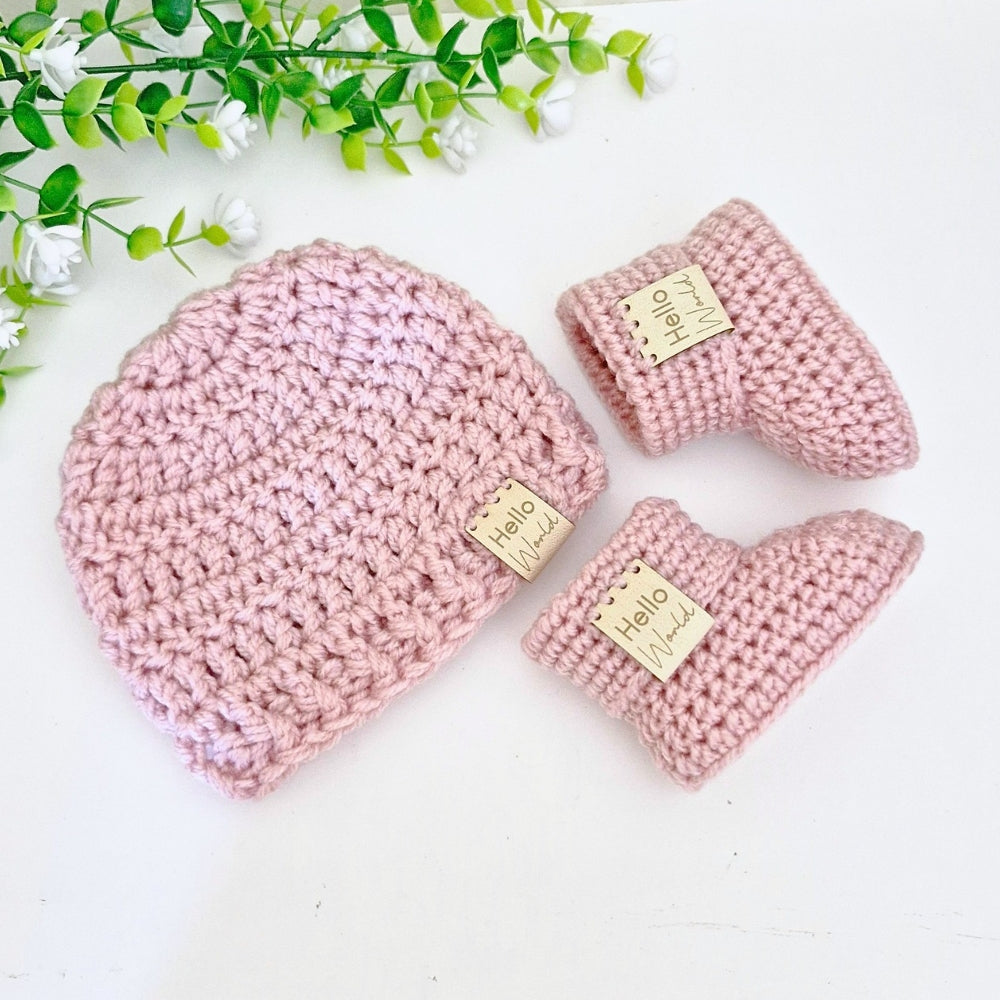 Hello World Newborn Baby Hat & Booties Set - Wild Orchid
