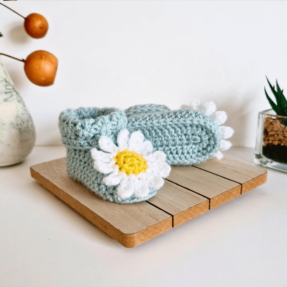 Crochet Baby Hat and Booties Set Daisy Design Newborn to 6 Months - Twisted by the Sea